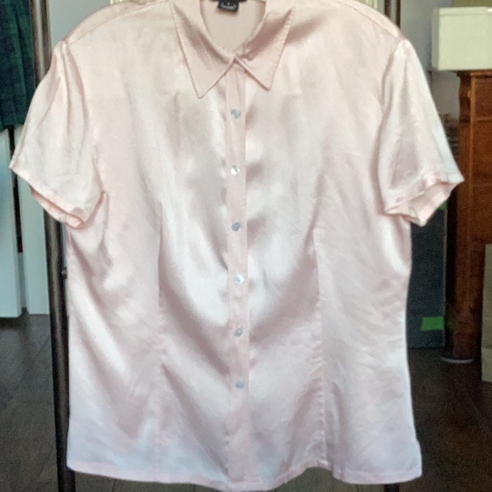 Grace silk short sleeve blouse